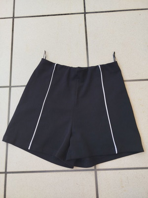 Anel high-waist fabric shorts like new, black