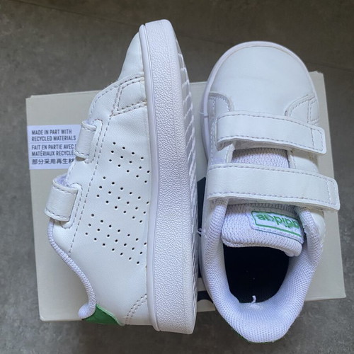 Adidas children's sneakers size 23 like new, white and green