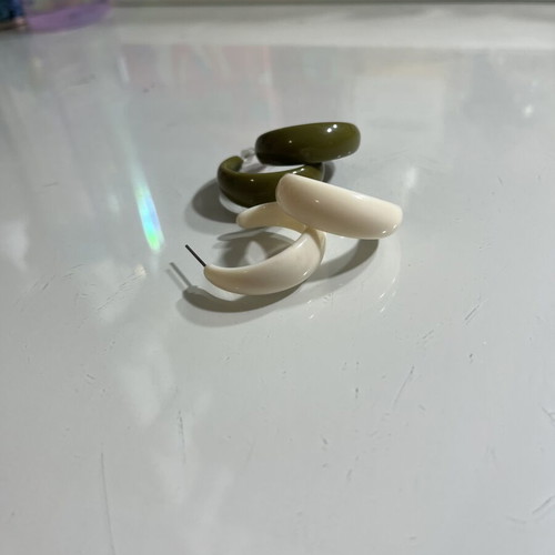 Hoop earrings set of 2 pairs like new, beige and green