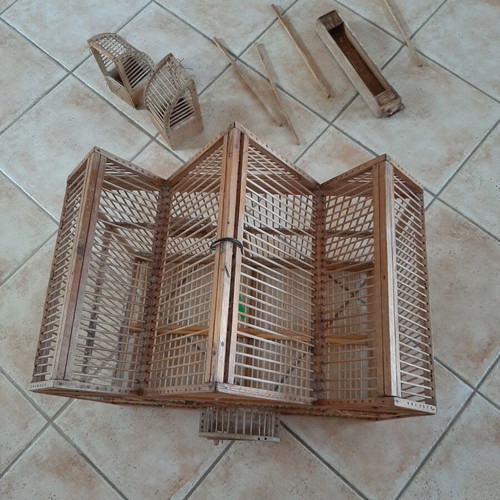 Wooden Birdcage used with feeder and perches