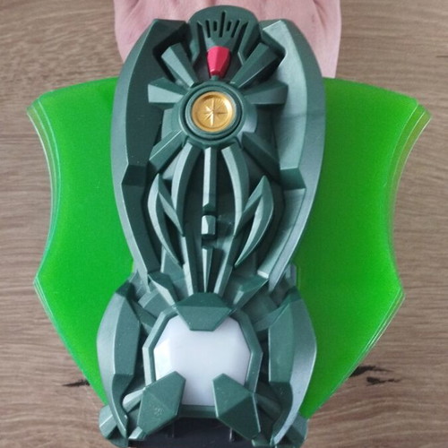 Gormiti Ultra Elemental Bracer like new