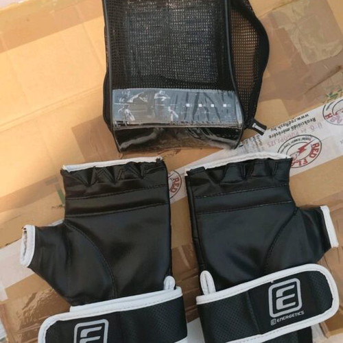Power Hand Gel training gloves size XL new with case