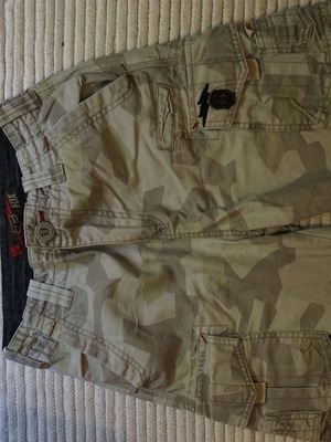 Βερμούδα μεταχειρισμένη για 12-13 ετών αγόρι