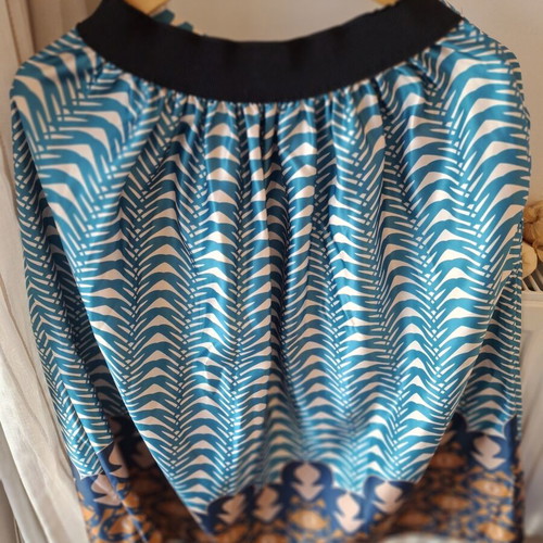 Satin skirt one size blue like new with elastic waist and pockets