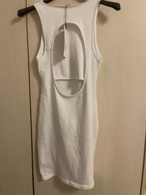 Εξώπλατο καλοκαιρινό φόρεμα Zara S