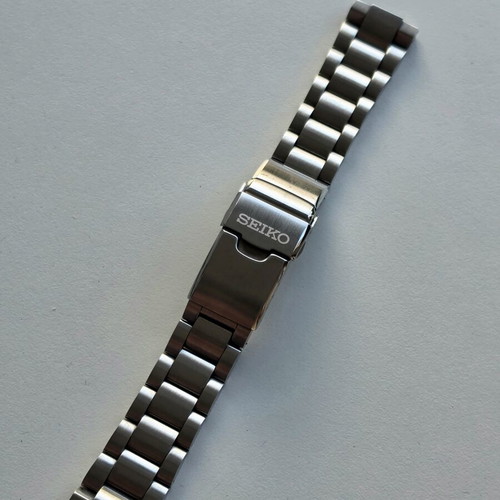 Seiko Prospex SPB147 diver watch with OEM bracelet