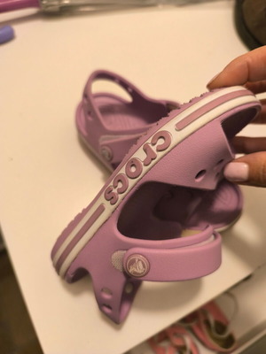 Crocs πέδιλα μωβ σαν καινούργια, μέγεθος 27