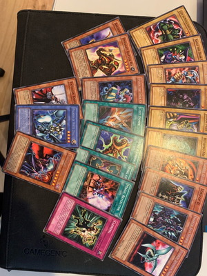Kaibas Collection Bundle 1st Edition like new, vintage Yu-Gi-Oh!