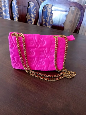 Τσάντα Versace 19V69 ώμου φούξια σαν καινούργια