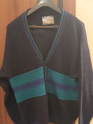 Men's cardigan size XL like new