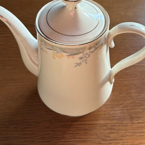 Vintage Fine China coffee set complete 23 pieces like new