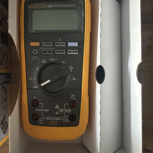 Fluke 28-II Industrial Multimeter brand new