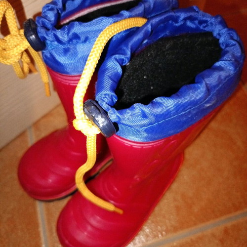 Galotses size 23 like new, blue and red