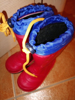 Galotses size 23 like new, blue and red