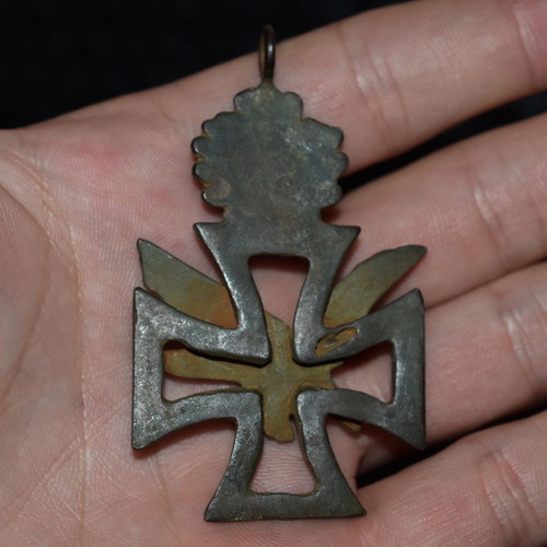 Luftwaffe Iron Cross used ww2 personal item