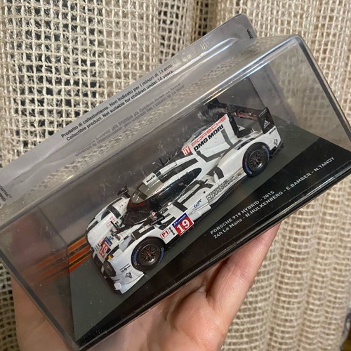 Porsche 919 Hybrid 2015 collectible like new in box