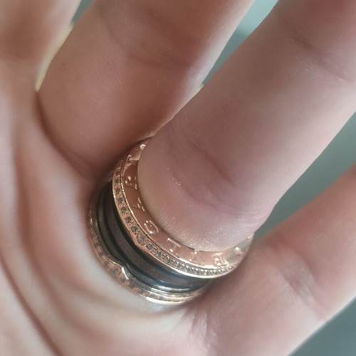 Ring made of steel with 750 gold plating, pink gold
