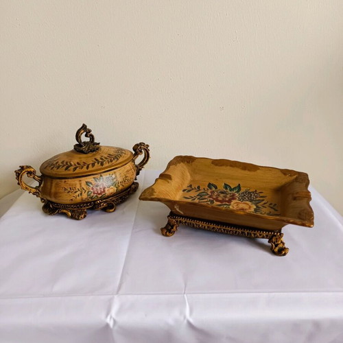 Ceramic set fondue pot and ashtray like new