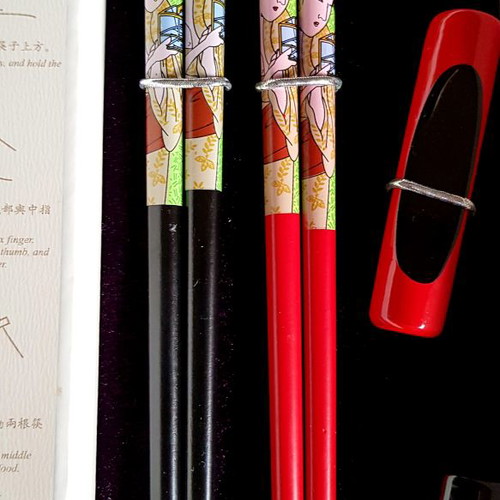 Chinese Yunhong chopsticks set 2 pairs with rests in gift box