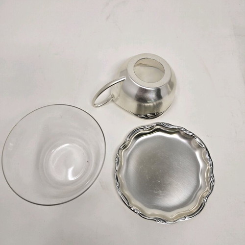 WMF coffee/tea cup set with tray, like new condition
