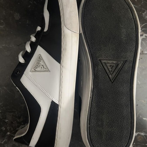 Guess Minsk sneakers used, men's size 45, black and white