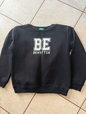 Benetton sweatshirt used for boys 8-9 years, black, size 140 cm