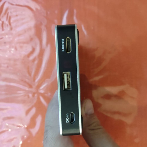 Aiptek MobileCinema i70 portable DLP projector with Wi-Fi