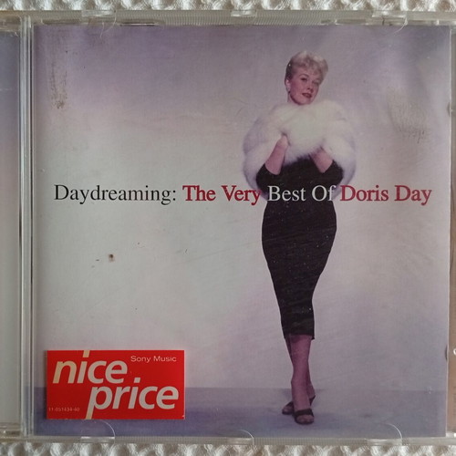 Daydreaming: The Very Best of Doris Day CD like new