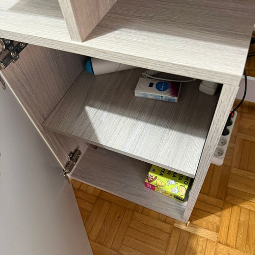 Desk like new in good condition