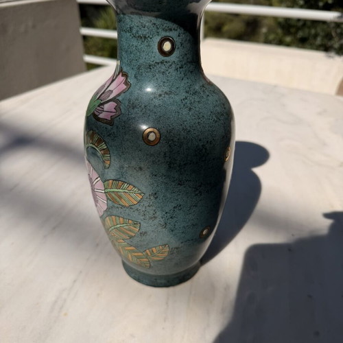 Vintage Chinese porcelain vase with phoenix and peonies, like new