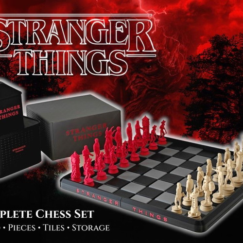 Stranger Things Chess Set and Figures New