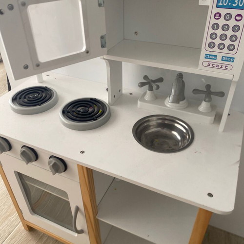 Ecotoys Wooden Play Kitchen like new, 85 cm
