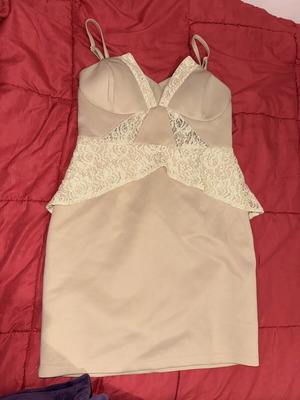 Dress medium new, beige