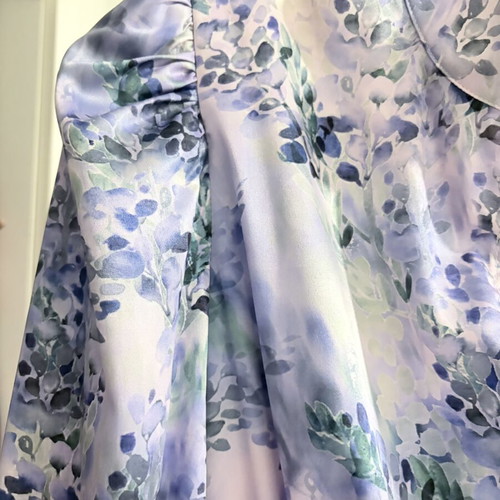 Summer formal dress like new, satin fabric, floral colors, Silence