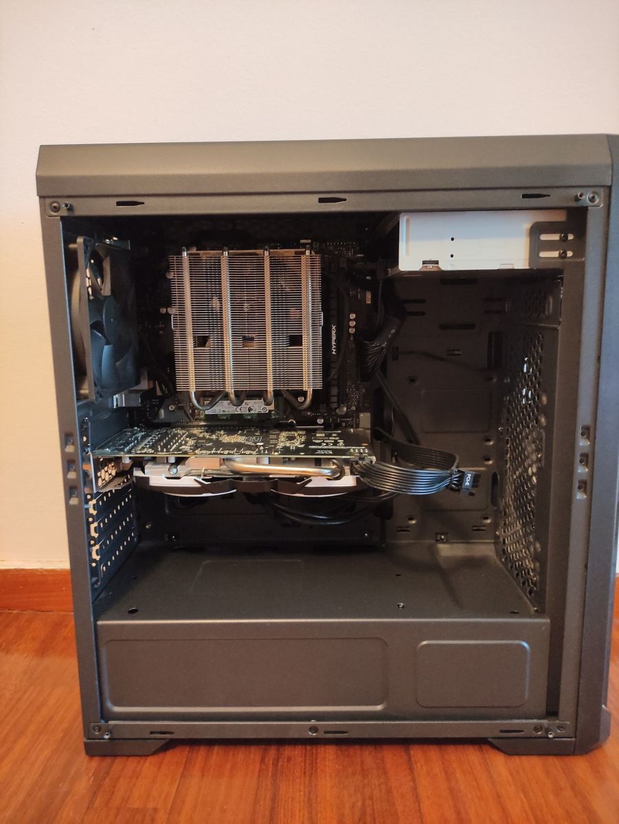 Desktop AMD Ryzen 5 3600 MSI Radeon RX 650 00 Vendora