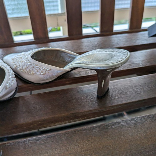 Mules white embroidered with heel size 37 used