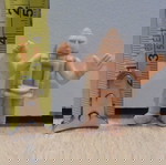 Εξωγήινος Muscle Faraone μπεζ λαστιχένια φιγούρα