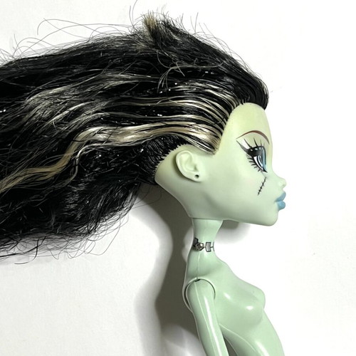 Frankie Stein Monster High G1 Ghouls Rule doll used