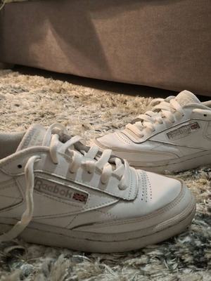 Reebok athletic shoes used, synthetic leather, white, size 37.5