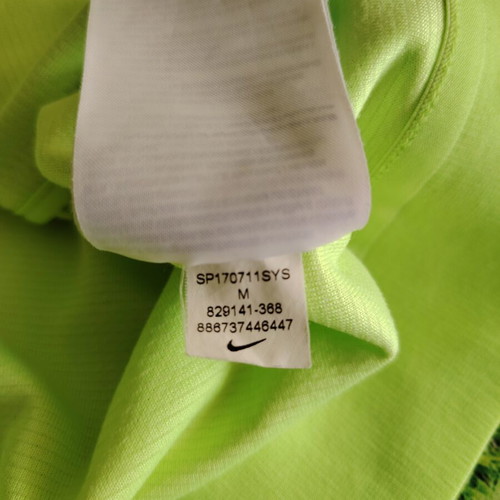 Barcelona 14/15 Track Jacket used, size L