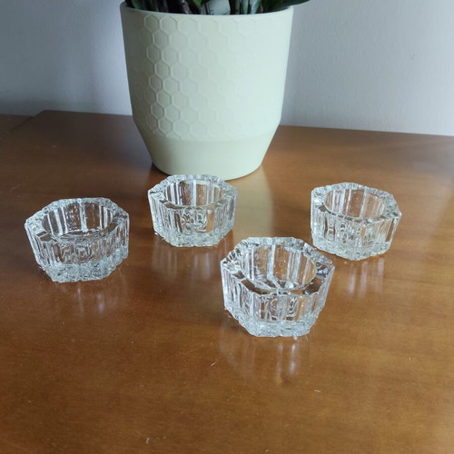 Glass tealight holders set of 4 like new