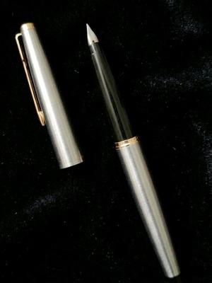 Parker 45 Flighter pen used vintage, stainless steel body