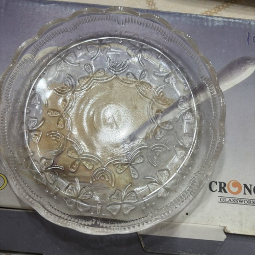 Set of vintage cake plates