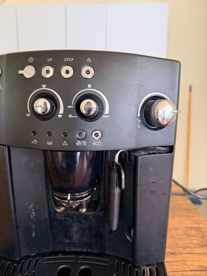 De'Longhi Magnifica ESAM 4000 αυτόματη μηχανή espresso μεταχειρισμένη