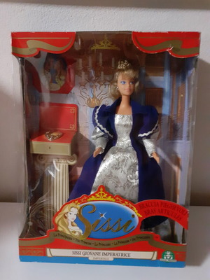 Princess Sissi doll Giochi Preziosi new