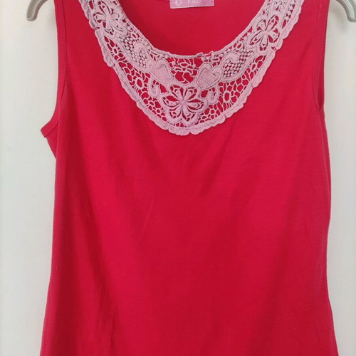 Sleeveless blouse E&D like new, size Large, red