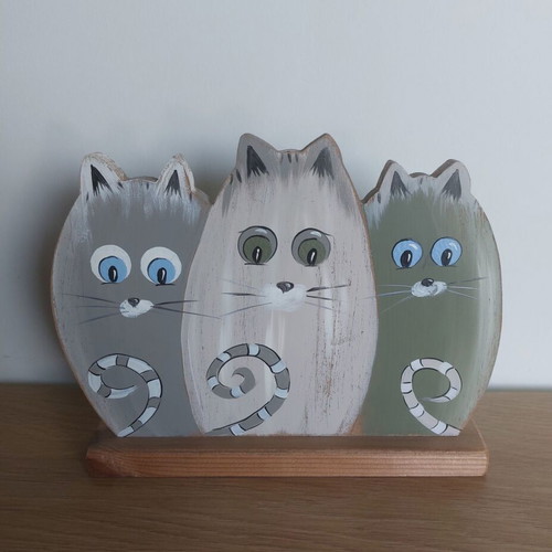 Wooden decorative with cats