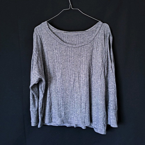Knitted 3/4 sleeve blouse used, gray, size L