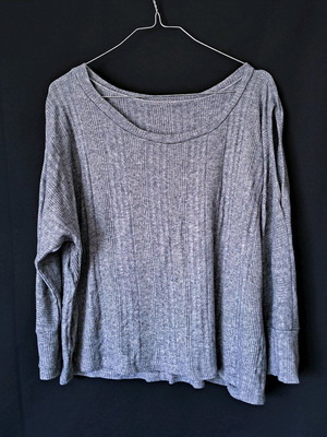 Knitted 3/4 sleeve blouse used, gray, size L
