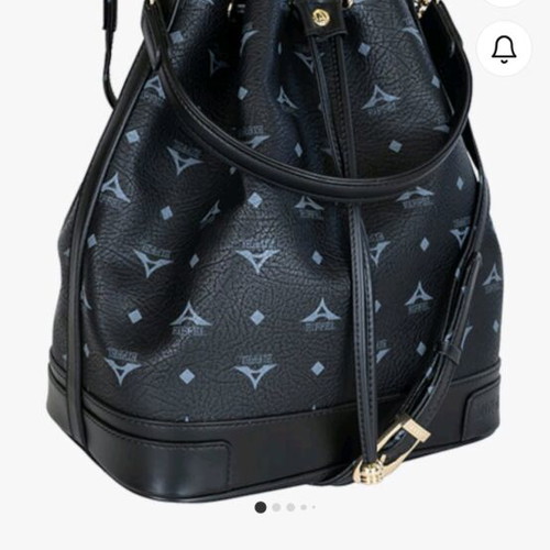 La tour Eiffel shoulder bag like new, black